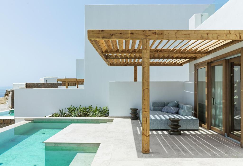 LYO II Boutique Suites Mykonos - Junior Suite with Private Pool & Extended Terrace